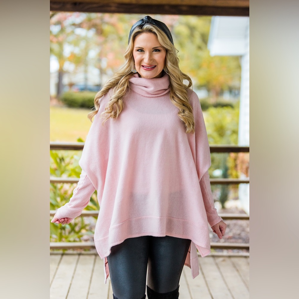Beautiful BLUSH turtleneck sweater! super cozy 💕